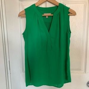 Banana Republic green top